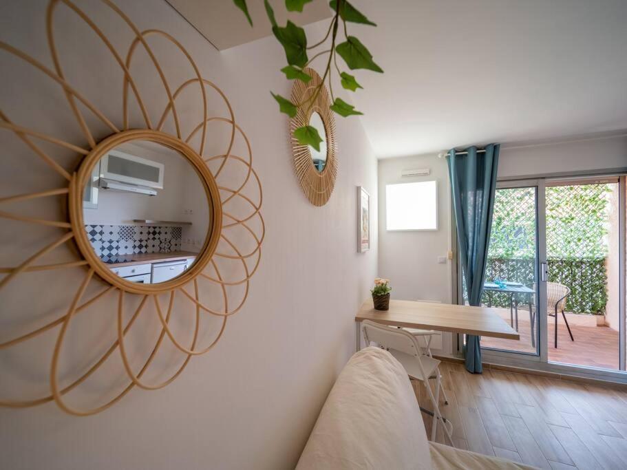 Appartement Tout Equipe Terrasse Parking Privatif 锡富尔勒普拉日 外观 照片
